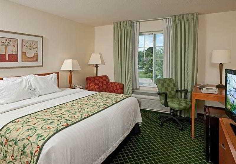 Fairfield Inn & Suites By Marriott Brunswick Freeport Zimmer foto